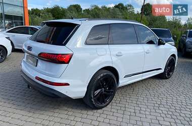 Внедорожник / Кроссовер Audi Q7 2020 в 