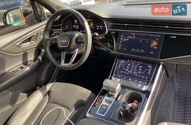 Внедорожник / Кроссовер Audi Q7 2020 в 