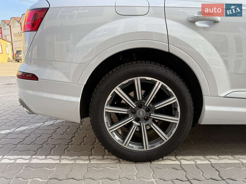 Внедорожник / Кроссовер Audi Q7 2016 в Ковеле