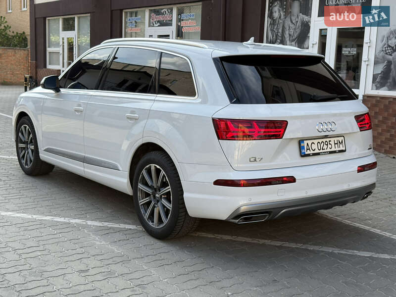 Внедорожник / Кроссовер Audi Q7 2016 в Ковеле