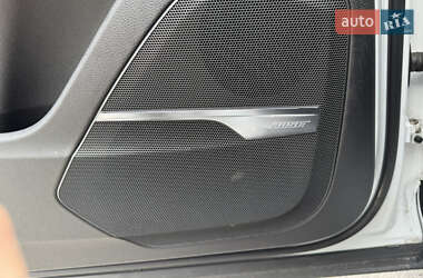 Внедорожник / Кроссовер Audi Q7 2017 в 