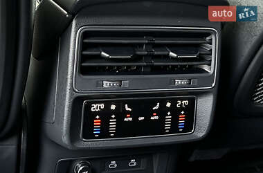 Внедорожник / Кроссовер Audi Q7 2021 в 