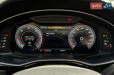 Внедорожник / Кроссовер Audi Q7 2021 в 