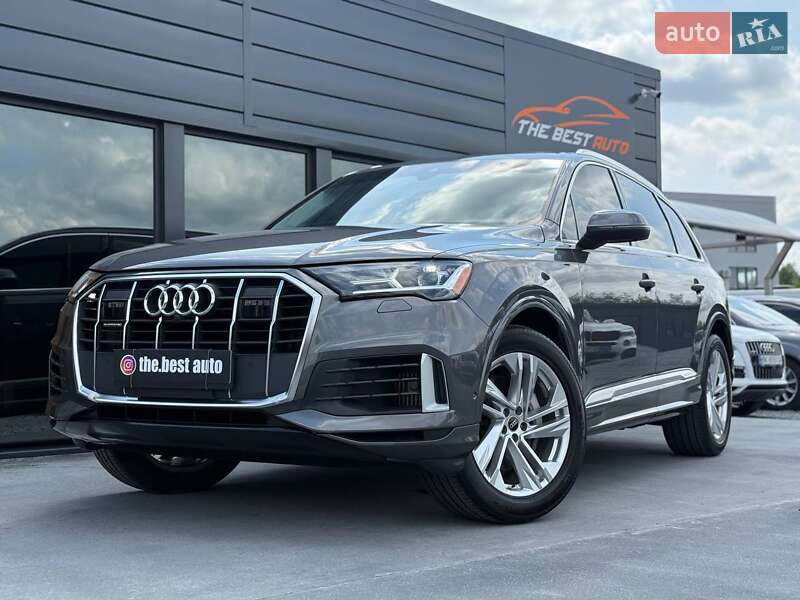 Внедорожник / Кроссовер Audi Q7 2022 в 