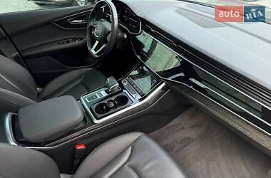 Внедорожник / Кроссовер Audi Q7 2022 в 