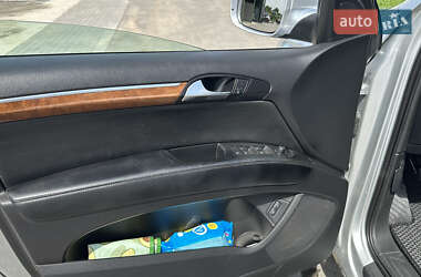 Позашляховик / Кросовер Audi Q7 2007 в 