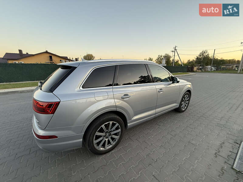 Внедорожник / Кроссовер Audi Q7 2018 в Луцке