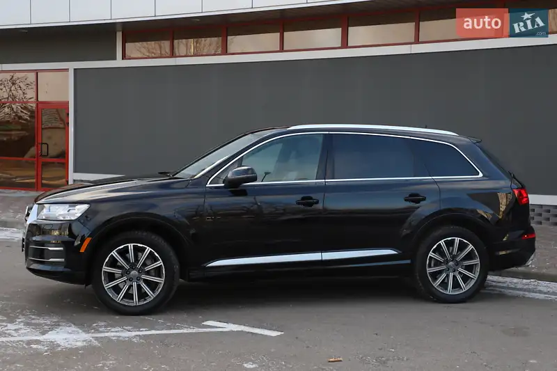 Audi Q7 2017 VIN WA1LAAF75HD058124 фото оголошення 14 з 88