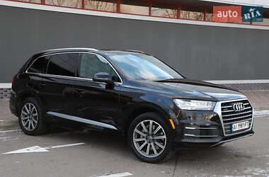 Позашляховик / Кросовер Audi Q7 2017 в 