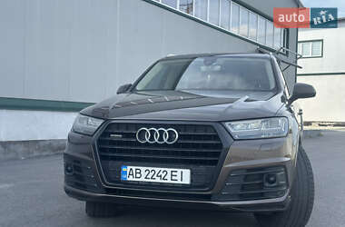 Внедорожник / Кроссовер Audi Q7 2015 в Виннице