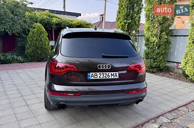 Внедорожник / Кроссовер Audi Q7 2011 в 