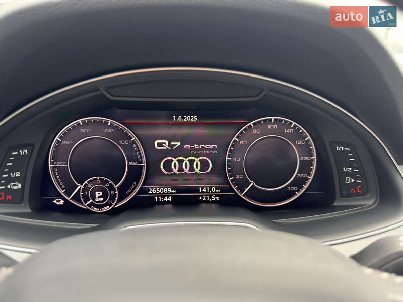 Внедорожник / Кроссовер Audi Q7 2016 в Мукачево