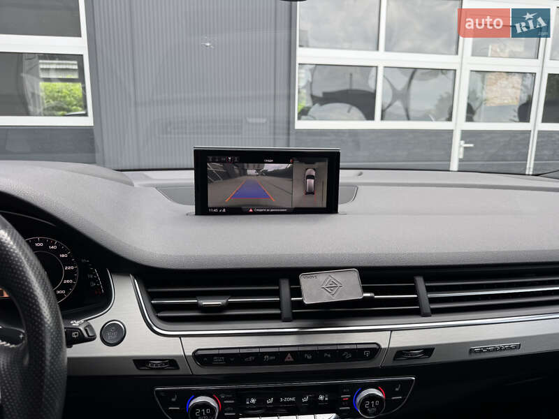 Внедорожник / Кроссовер Audi Q7 2016 в Мукачево