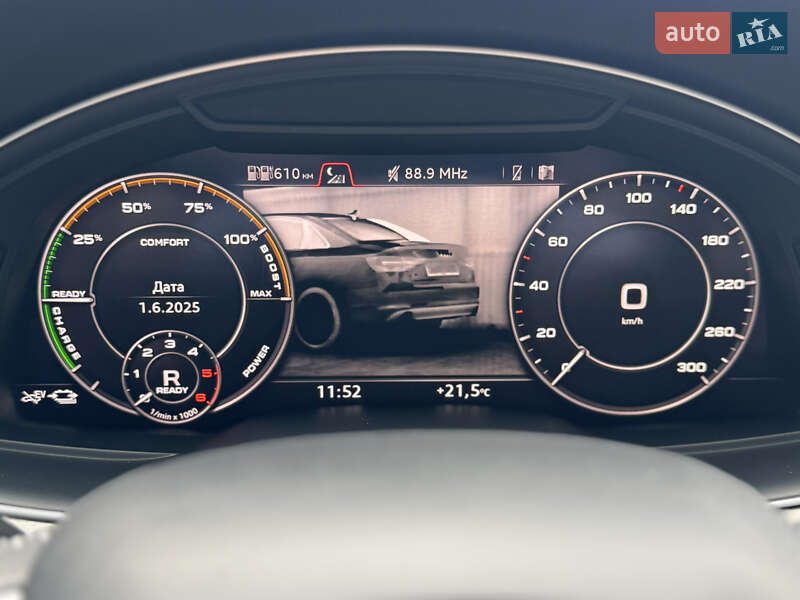 Внедорожник / Кроссовер Audi Q7 2016 в Мукачево