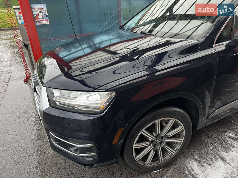 Внедорожник / Кроссовер Audi Q7 2017 в Львове