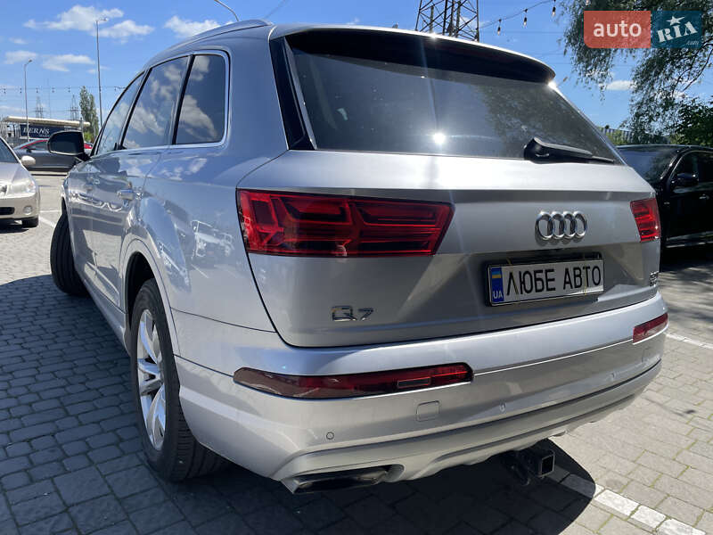 Внедорожник / Кроссовер Audi Q7 2016 в Львове