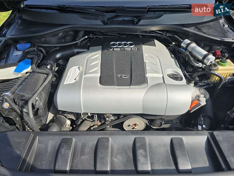 Внедорожник / Кроссовер Audi Q7 2012 в Самборе