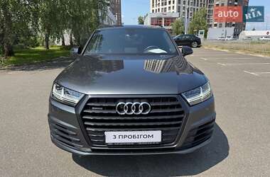Внедорожник / Кроссовер Audi Q7 2019 в 