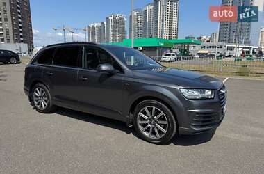 Внедорожник / Кроссовер Audi Q7 2019 в 