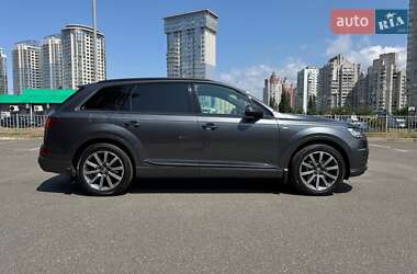 Внедорожник / Кроссовер Audi Q7 2019 в 