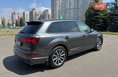 Внедорожник / Кроссовер Audi Q7 2019 в 