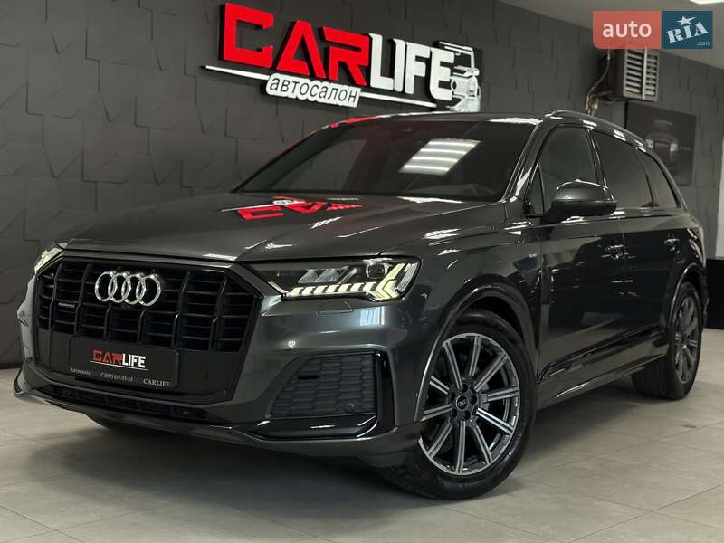 Позашляховик / Кросовер Audi Q7 2021 в Тернополі