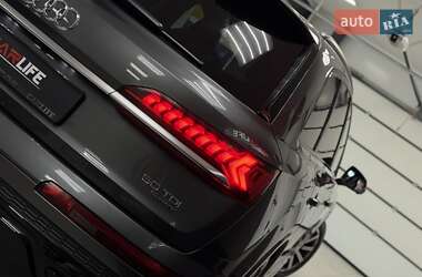 Внедорожник / Кроссовер Audi Q7 2021 в 