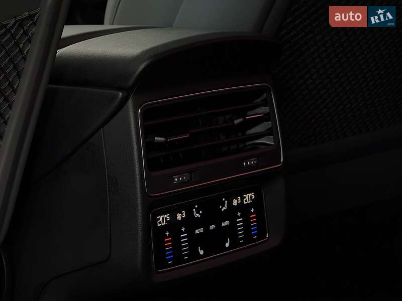 Позашляховик / Кросовер Audi Q7 2021 в Тернополі