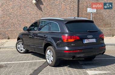 Внедорожник / Кроссовер Audi Q7 2007 в 