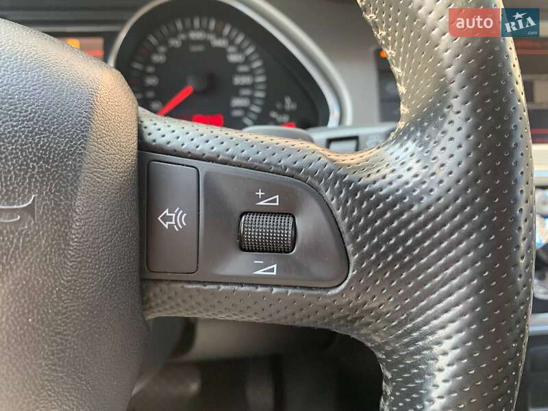 Позашляховик / Кросовер Audi Q7 2007 в Одесі