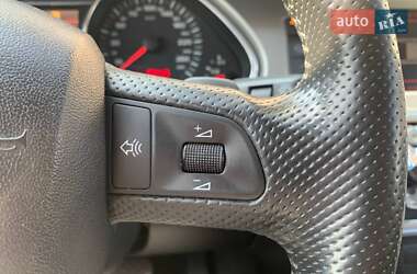 Внедорожник / Кроссовер Audi Q7 2007 в 