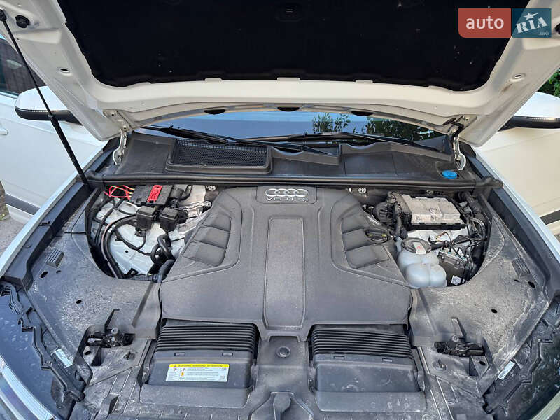 Внедорожник / Кроссовер Audi Q7 2017 в Киеве фото 24 Внедорожник / Кроссовер Audi Q7 2017 в Киеве