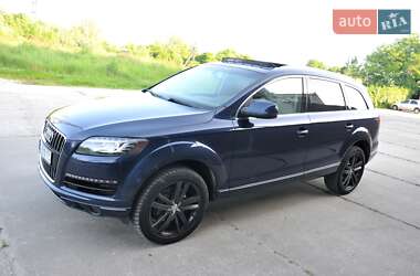 Внедорожник / Кроссовер Audi Q7 2013 в 
