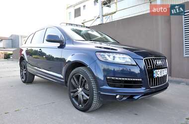 Внедорожник / Кроссовер Audi Q7 2013 в 