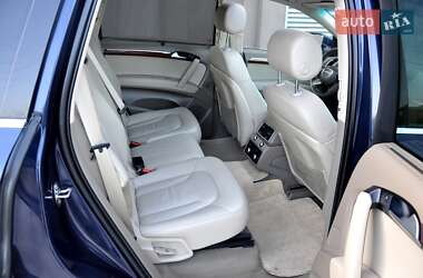Внедорожник / Кроссовер Audi Q7 2013 в 