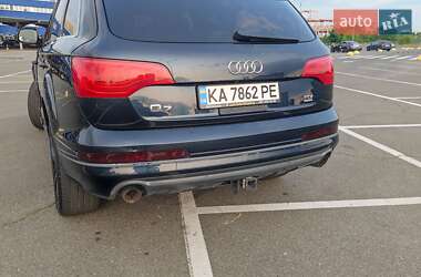 Внедорожник / Кроссовер Audi Q7 2010 в 