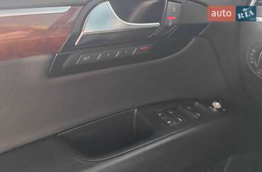 Внедорожник / Кроссовер Audi Q7 2010 в 
