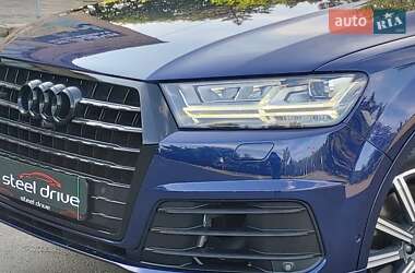 Внедорожник / Кроссовер Audi Q7 2019 в 