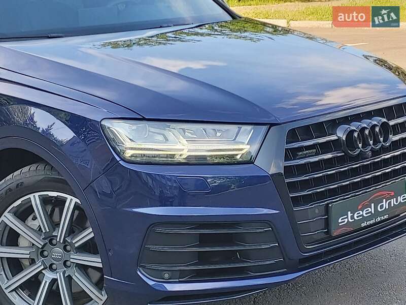 Позашляховик / Кросовер Audi Q7 2019 в Миколаєві