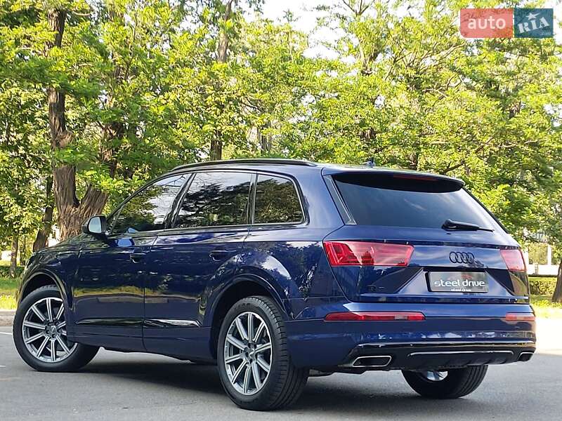Позашляховик / Кросовер Audi Q7 2019 в Миколаєві
