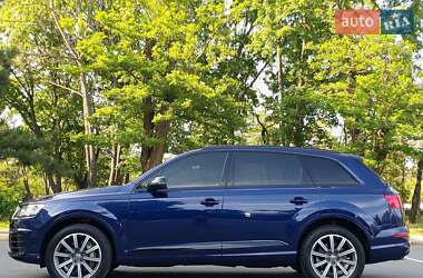 Внедорожник / Кроссовер Audi Q7 2019 в 