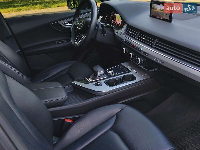 Позашляховик / Кросовер Audi Q7 2019 в Миколаєві