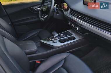 Внедорожник / Кроссовер Audi Q7 2019 в 
