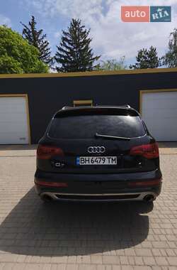 Внедорожник / Кроссовер Audi Q7 2011 в 