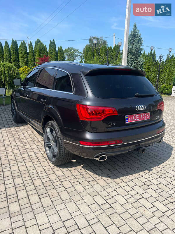 Позашляховик / Кросовер Audi Q7 2014 в Львові