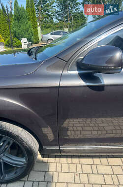 Внедорожник / Кроссовер Audi Q7 2014 в 