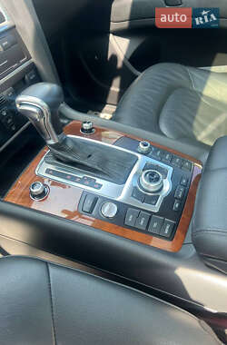 Внедорожник / Кроссовер Audi Q7 2014 в 