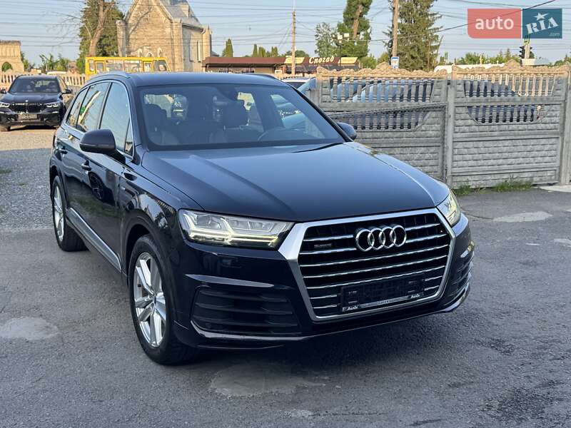 Внедорожник / Кроссовер Audi Q7 2016 в Тернополе