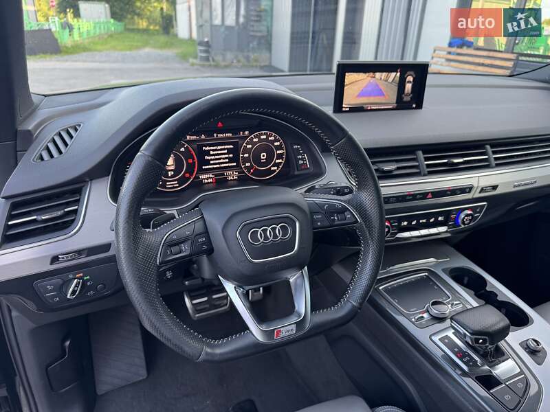 Внедорожник / Кроссовер Audi Q7 2016 в Тернополе