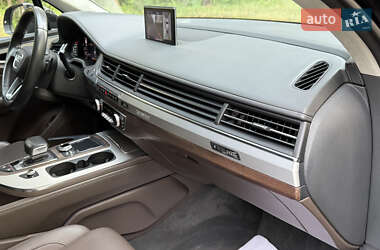 Внедорожник / Кроссовер Audi Q7 2019 в 